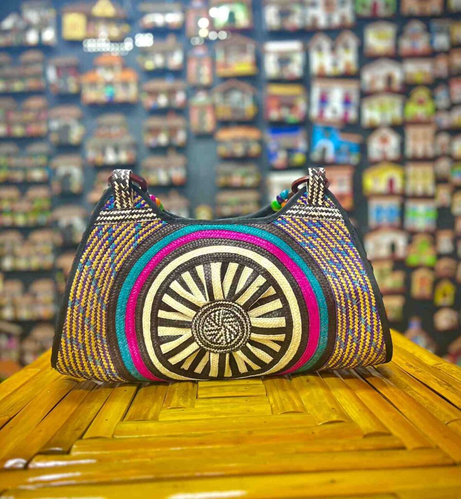 bolsos-artesanales-en-medellin