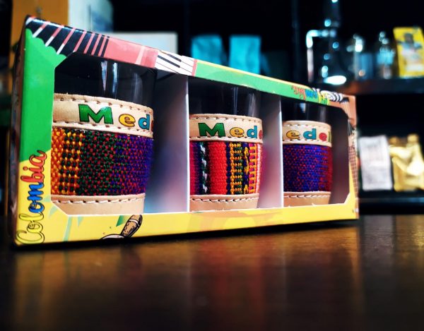 copa-licorera-telar-cuero