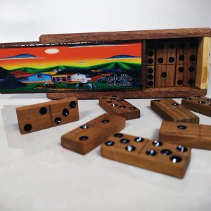 Dominó de madera